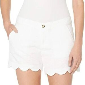 Lilly Pulitzer "The Buttercup Shorts" Scallop Design in White Size 4